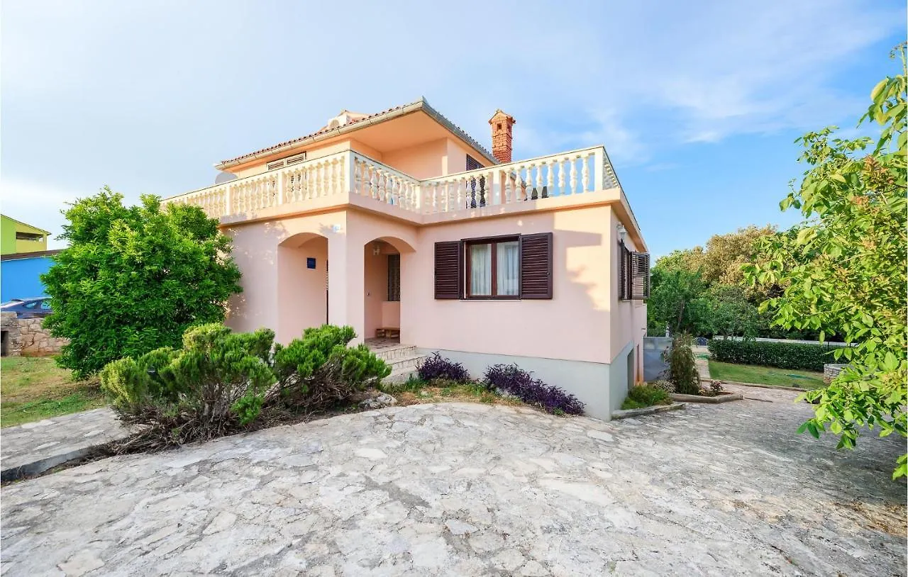 Casa vacanze 3 Bedroom Cozy Home In Ližnjan
