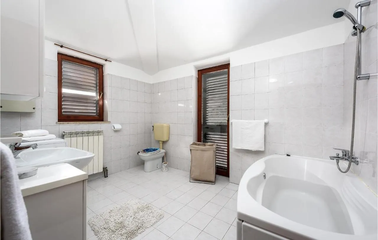 Casa vacanze 3 Bedroom Cozy Home In Ližnjan